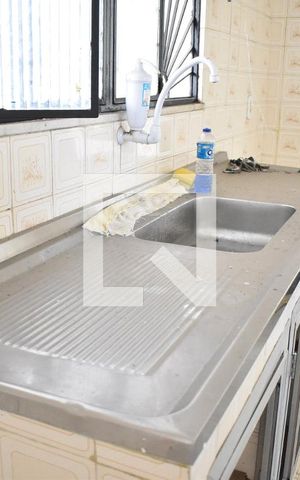 Casa à venda com 180m², 2 quartos e 2 vagasPia