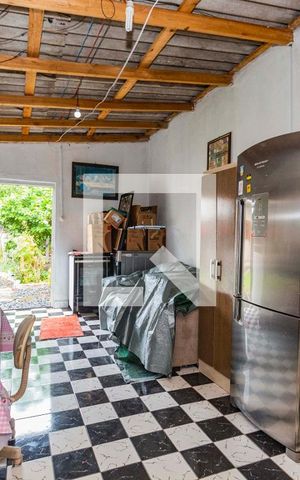 Casa à venda com 104m², 3 quartos e 3 vagas Casa à venda com 104m², 3 quartos e 3 vagasChurrasqueira