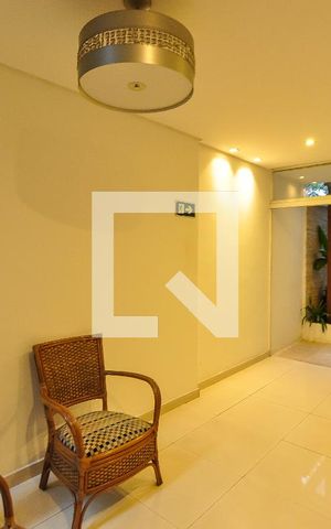 Apartamento à venda com 140m², 3 quartos e 1 vaga Apartamento à venda com 140m², 3 quartos e 1 vagaÁrea comum