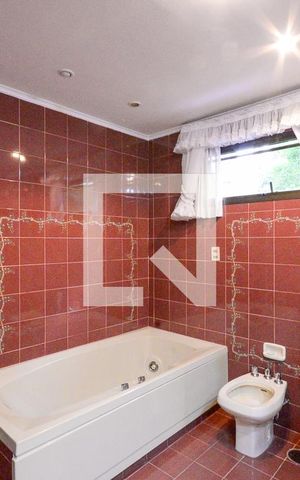 Apartamento à venda com 278m², 3 quartos e 4 vagas Apartamento à venda com 278m², 3 quartos e 4 vagasBanheiro do Quarto 3
