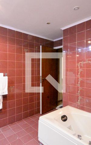 Apartamento à venda com 278m², 3 quartos e 4 vagas Apartamento à venda com 278m², 3 quartos e 4 vagasBanheiro do Quarto 3