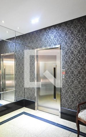Apartamento à venda com 238m², 3 quartos e 4 vagas Apartamento à venda com 238m², 3 quartos e 4 vagasHall social