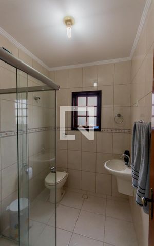 Casa à venda com 150m², 3 quartos e 4 vagasBanheiro