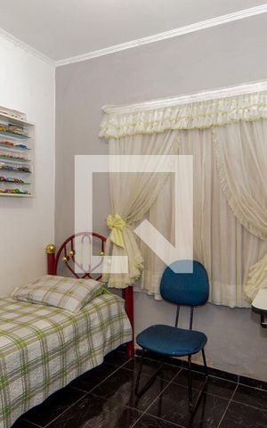 Casa à venda com 159m², 3 quartos e 2 vagasQuarto 1