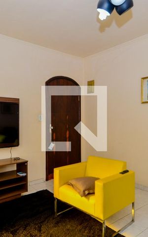 Casa à venda com 159m², 3 quartos e 2 vagasSala
