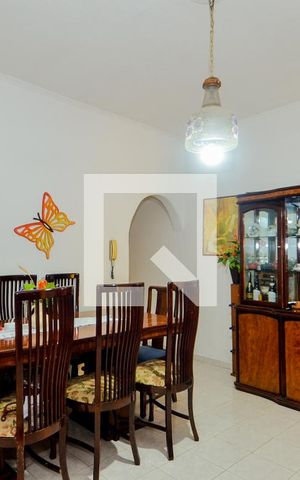 Casa à venda com 159m², 3 quartos e 2 vagasSala de Jantar