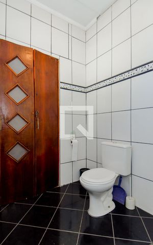Casa à venda com 159m², 3 quartos e 2 vagasBanheiro da Suíte 2