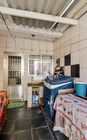 Casa à venda com 159m², 3 quartos e 2 vagasÁrea de Serviço