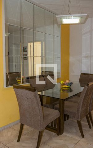 Apartamento à venda com 100m², 3 quartos e 1 vaga Apartamento à venda com 100m², 3 quartos e 1 vagaSala