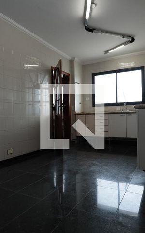 Apartamento para alugar com 220m², 3 quartos e 2 vagasCozinha