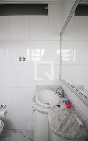 Apartamento para alugar com 80m², 2 quartos e 1 vagaBanheiro do Quarto 2 - Suíte