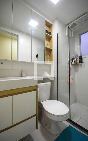 Apartamento à venda com 41m², 2 quartos e 1 vaga Apartamento à venda com 41m², 2 quartos e 1 vagaBanheiro