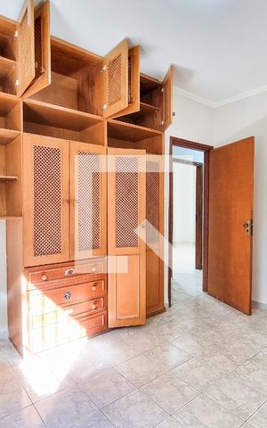 Casa para alugar com 173m², 3 quartos e 2 vagasQuarto 2