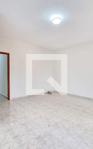 Casa para alugar com 173m², 3 quartos e 2 vagasSala
