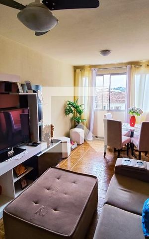 Apartamento à venda com 63m², 3 quartos e 1 vaga Apartamento à venda com 63m², 3 quartos e 1 vagaSala