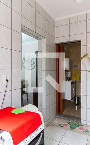 Casa à venda com 212m², 2 quartos e 1 vaga Casa à venda com 212m², 2 quartos e 1 vagaCozinha