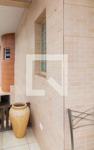 Casa à venda com 212m², 2 quartos e 1 vaga Casa à venda com 212m², 2 quartos e 1 vagaVaranda da Suíte 02