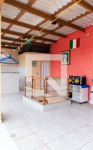 Casa à venda com 212m², 2 quartos e 1 vaga Casa à venda com 212m², 2 quartos e 1 vagaEspaço Gourmet