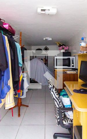 Casa à venda com 212m², 2 quartos e 1 vaga Casa à venda com 212m², 2 quartos e 1 vagaDepósito