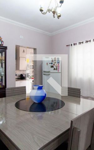 Casa à venda com 212m², 2 quartos e 1 vaga Casa à venda com 212m², 2 quartos e 1 vagaSala de Jantar