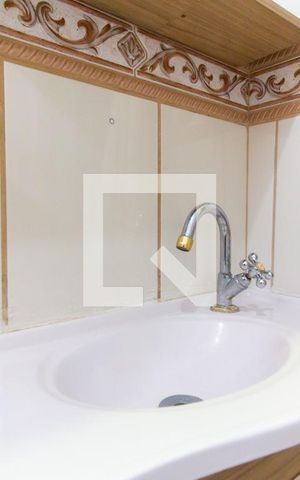 Casa à venda com 212m², 2 quartos e 1 vaga Casa à venda com 212m², 2 quartos e 1 vagaBanheiro da Suíte 02