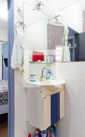 Casa à venda com 212m², 2 quartos e 1 vaga Casa à venda com 212m², 2 quartos e 1 vagaBanheiro da Suíte 01