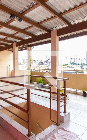 Casa à venda com 212m², 2 quartos e 1 vaga Casa à venda com 212m², 2 quartos e 1 vagaEspaço Gourmet