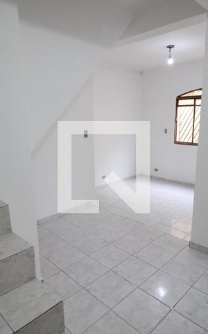 Casa à venda com 240m², 5 quartos e 4 vagasSala