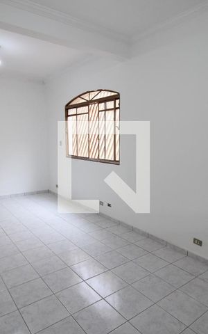 Casa à venda com 240m², 5 quartos e 4 vagasSala