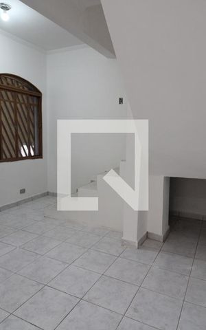 Casa à venda com 240m², 5 quartos e 4 vagasSala