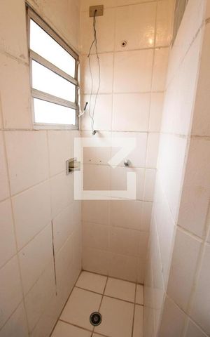 Casa à venda com 240m², 5 quartos e 4 vagasSuite 3 - Banheiro