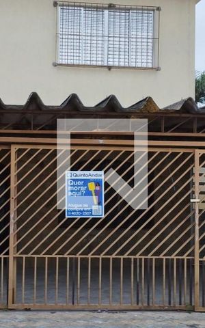 Casa à venda com 240m², 5 quartos e 4 vagasFachada