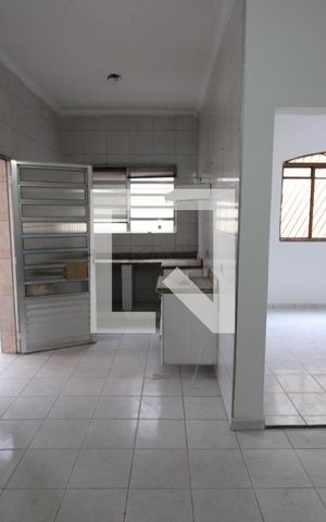 Casa à venda com 240m², 5 quartos e 4 vagasCozinha