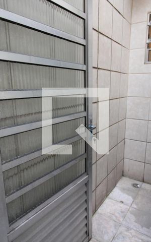 Casa à venda com 240m², 5 quartos e 4 vagasArea de Serviço