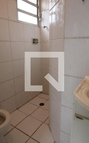 Casa à venda com 240m², 5 quartos e 4 vagasSuite 3 - Banheiro