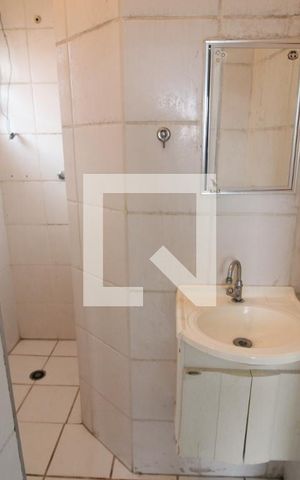 Casa à venda com 240m², 5 quartos e 4 vagasSuite 3 - Banheiro