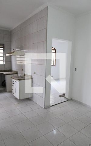 Casa à venda com 240m², 5 quartos e 4 vagasCozinha