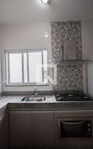 Casa à venda com 185m², 4 quartos e 2 vagas Casa à venda com 185m², 4 quartos e 2 vagasCozinha casa 1