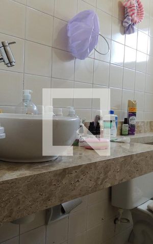 Apartamento à venda com 57m², 2 quartos e 1 vagaBanheiro Social