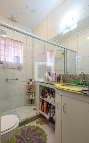 Casa à venda com 149m², 3 quartos e 2 vagas Casa à venda com 149m², 3 quartos e 2 vagasSuíte - Banheiro