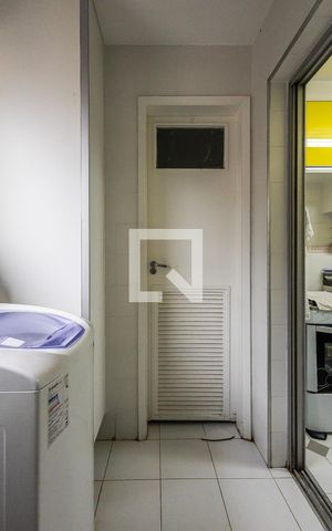 Apartamento à venda com 89m², 2 quartos e 1 vagaÁrea de Serviço