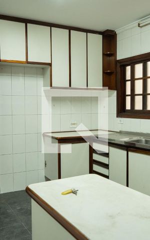 Casa à venda com 353m², 3 quartos e 5 vagas Casa à venda com 353m², 3 quartos e 5 vagasCozinha