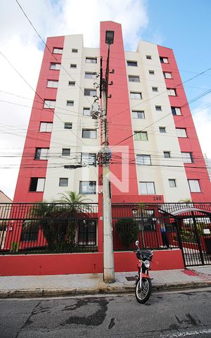 Apartamento para alugar com 54m², 2 quartos e 1 vagaFachada 