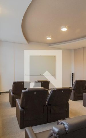 Studio para alugar com 42m², 1 quarto e 1 vaga Studio para alugar com 42m², 1 quarto e 1 vagaÁrea Comum - Cinema