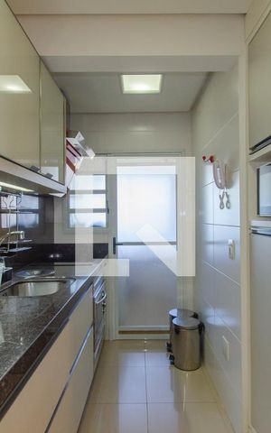 Apartamento para alugar com 113m², 3 quartos e 2 vagas Apartamento para alugar com 113m², 3 quartos e 2 vagasCozinha