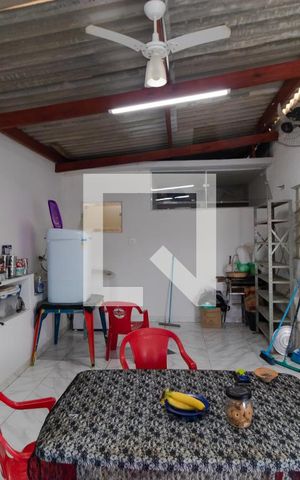 Casa à venda com 450m², 5 quartos e 3 vagas Casa à venda com 450m², 5 quartos e 3 vagasCozinha