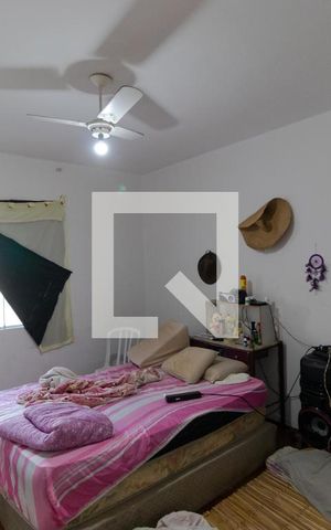 Casa à venda com 450m², 5 quartos e 3 vagas Casa à venda com 450m², 5 quartos e 3 vagasQuarto 01