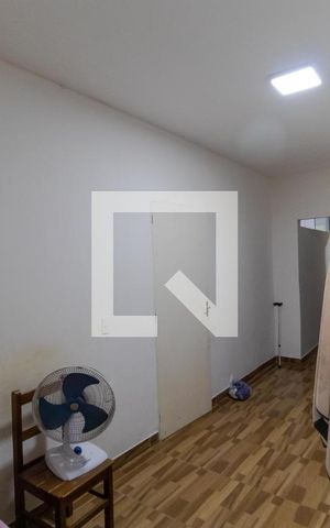 Casa à venda com 450m², 5 quartos e 3 vagas Casa à venda com 450m², 5 quartos e 3 vagasSuíte