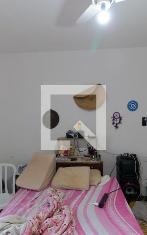 Casa à venda com 450m², 5 quartos e 3 vagas Casa à venda com 450m², 5 quartos e 3 vagasQuarto 01