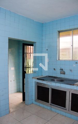 Casa de condomínio para alugar com 100m², 2 quartos e sem vagaCozinha